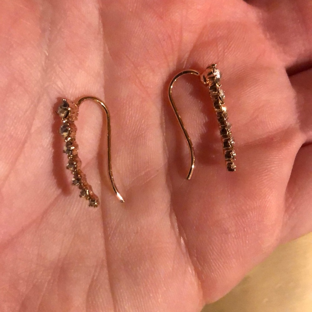 Diamond crawler earrings - Picture 2 of 3